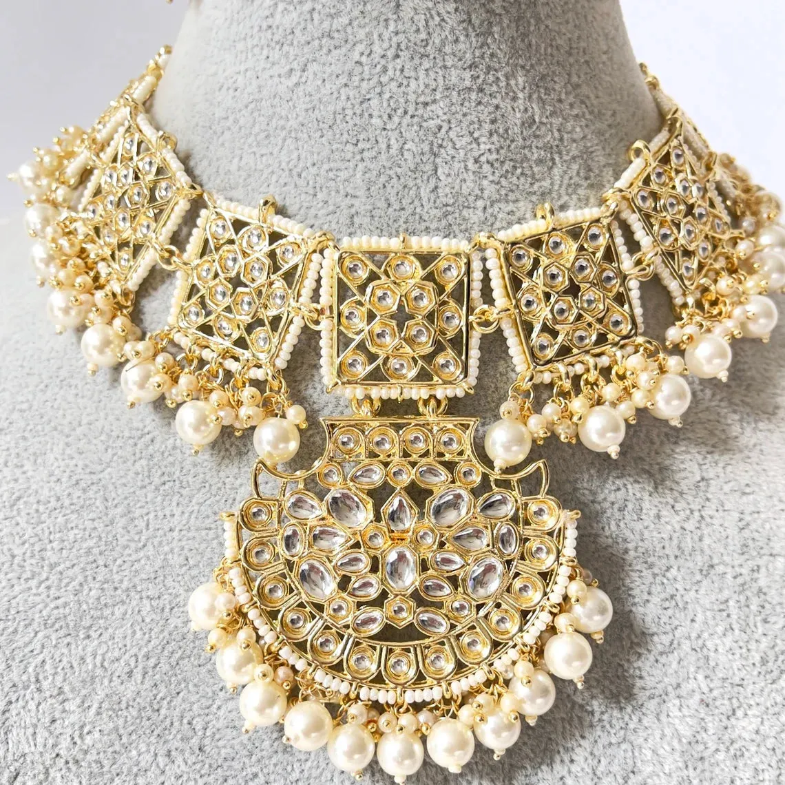 Pakistani Kundan Choker Necklace Set