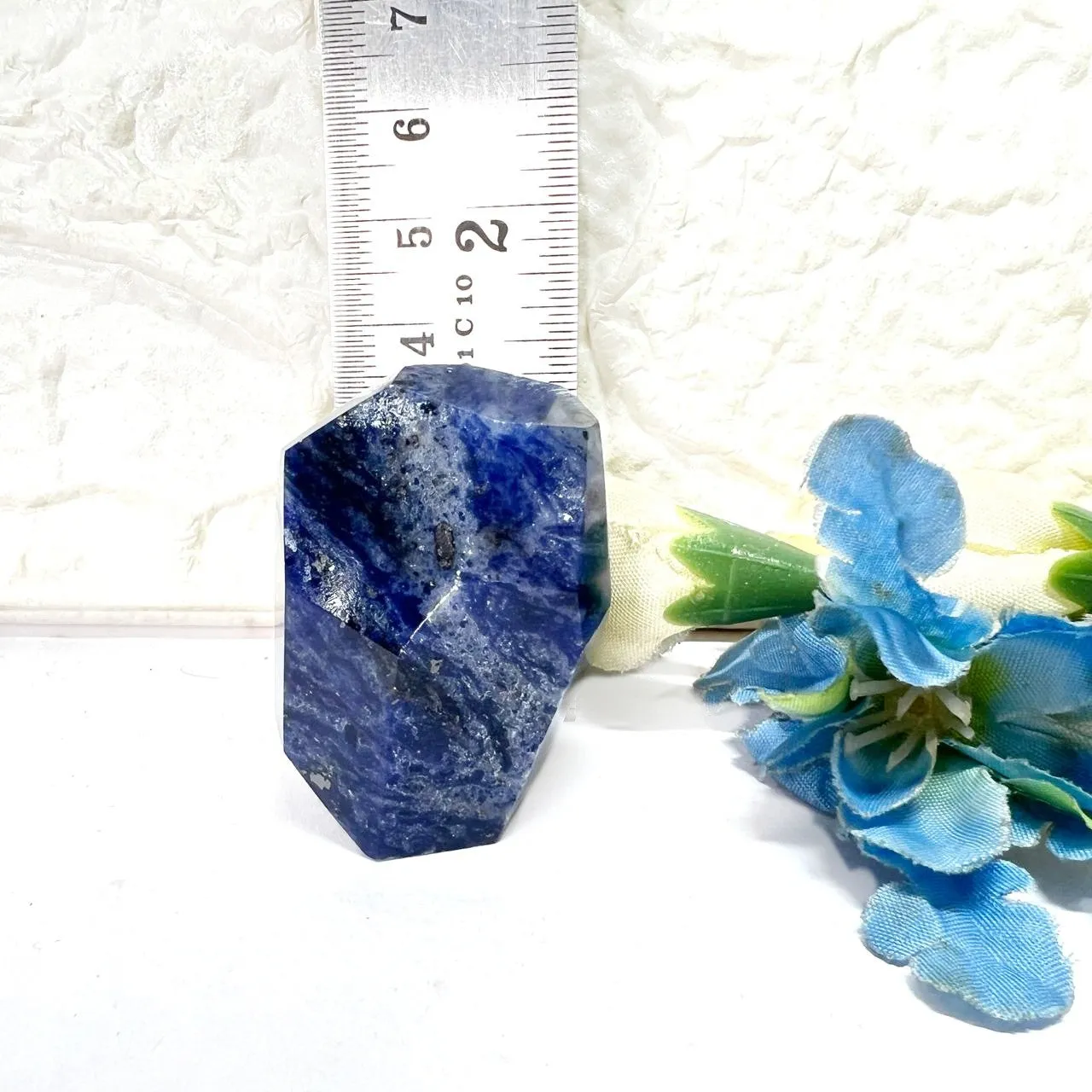 Sodalite Free Forms (Expression)
